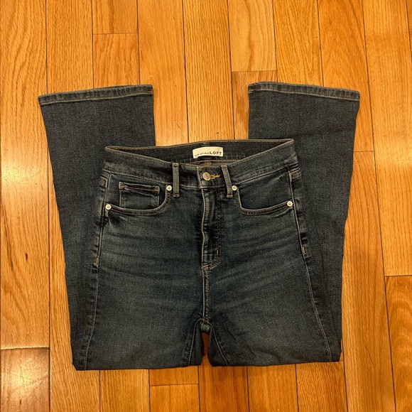 Loft Kick Crop Jean - Picture 2 of 9